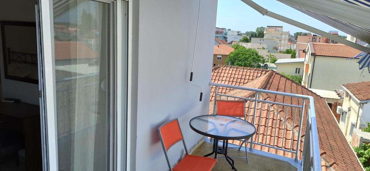 Apartment'S Meti Ulcinj Exterior photo