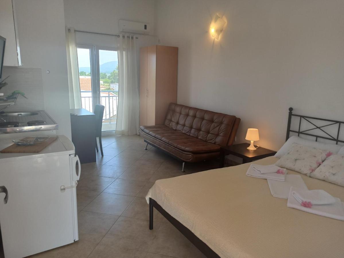 Apartment'S Meti Ulcinj Exterior photo